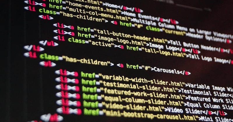 Maintenance de site web à Pau : ce qui influence le SEO local